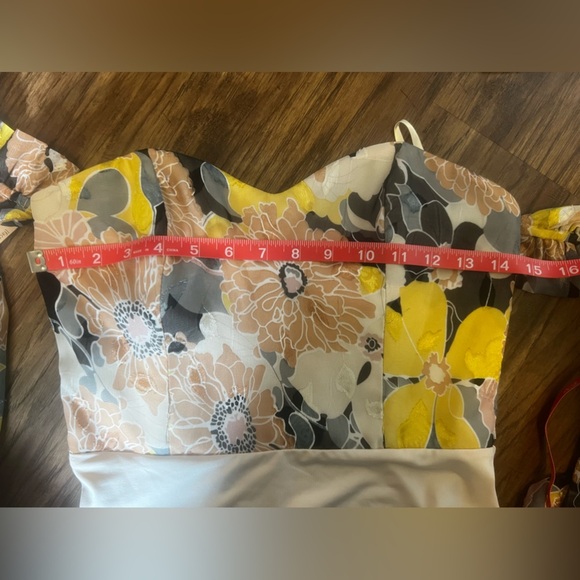 NWT Seven Wonders Floral Off Shoulder Body Suit - Picture 8 of 9